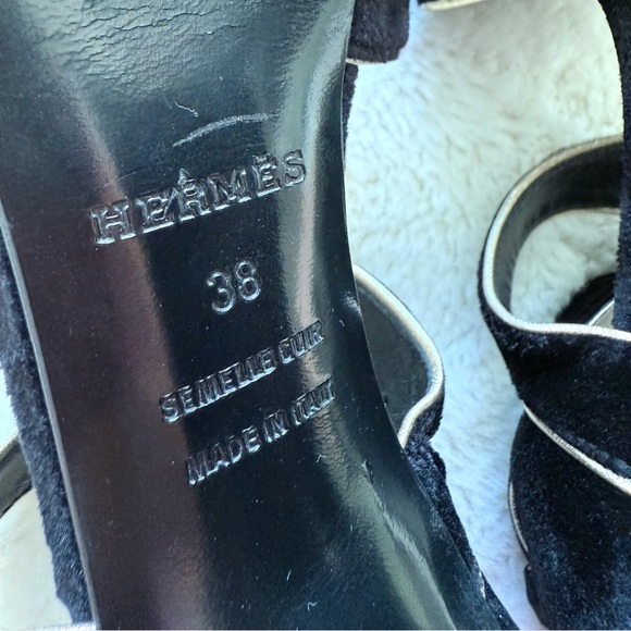 HERMES Judith velvet shoes size 38 Authentic Retail 1350$ - Picture 8 of 12